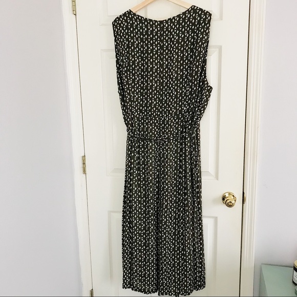 ELVI Triangle Print Culotte Jumpsuit - Picture 2 of 7